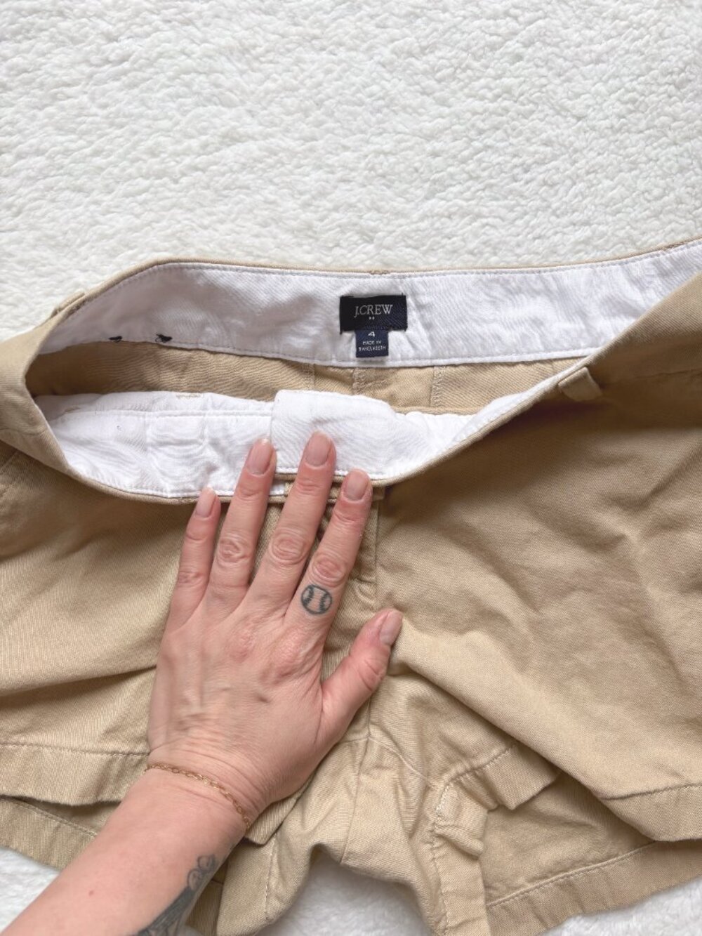 J.Crew Reimagined Khaki Shorts Size 4 Tailored Summer - Picture 2 of 4